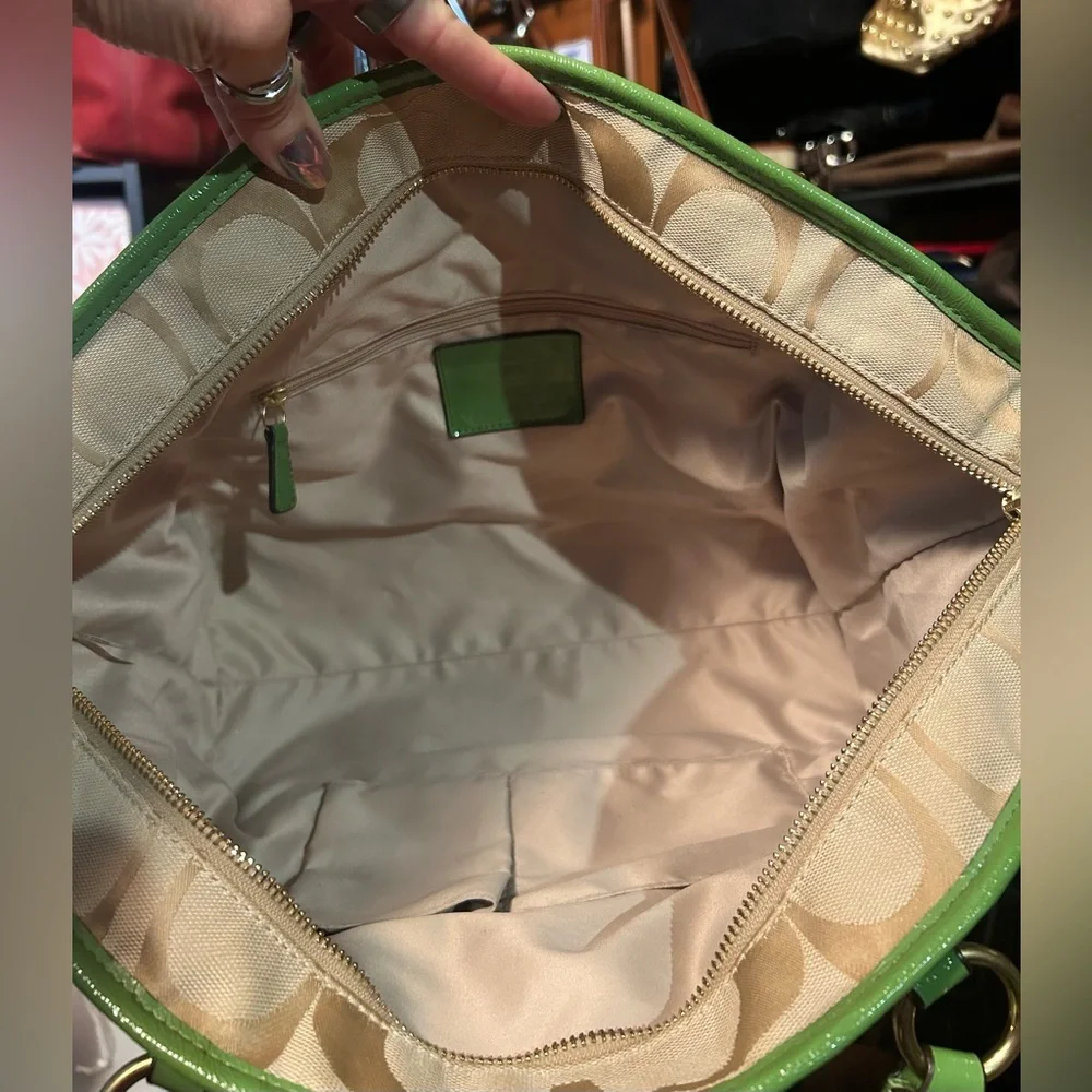 2014 Coach Daisy Signature Jacquard Leather Satchel Bag Collectible w FREE SCARF - Picture 14 of 15